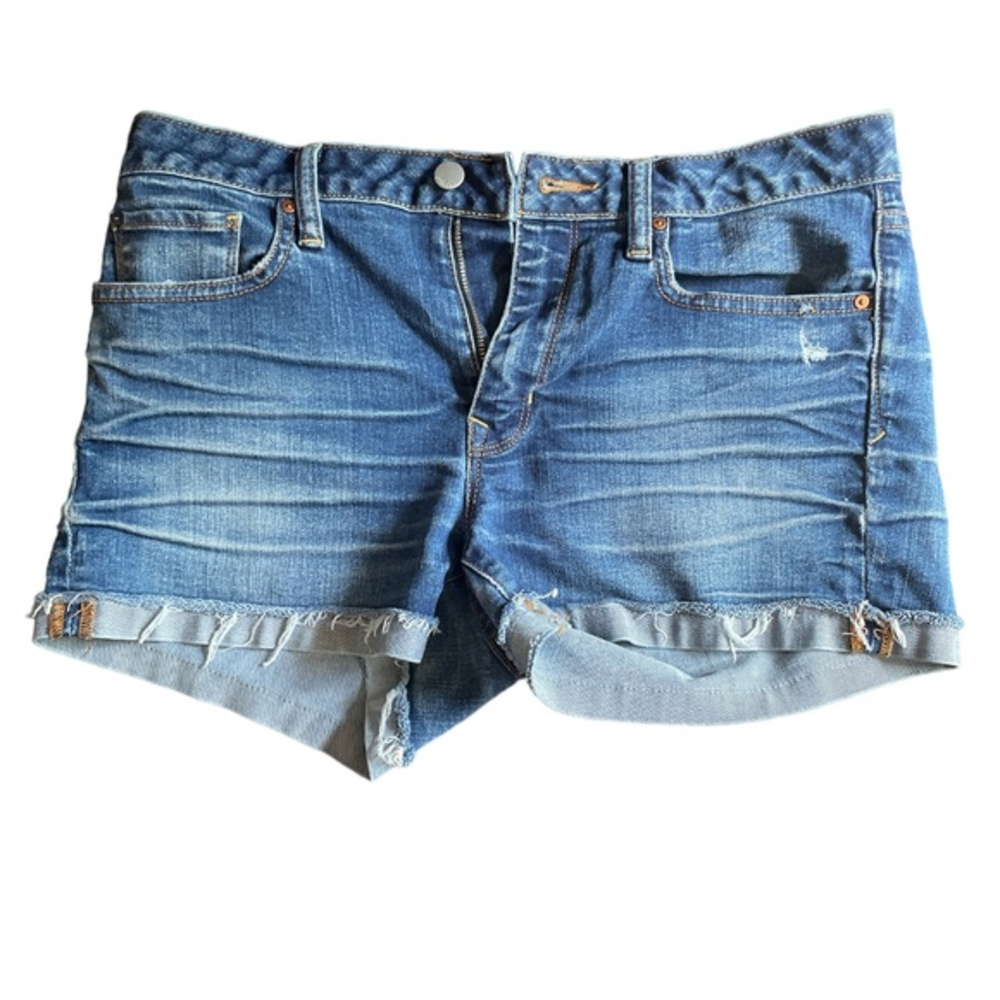 Gap Slim Cut-Off‎ Shorts